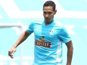 Renzo Garcés: salario y costes de traspaso