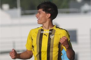 Alberto Velásquez: salario y costes de transferencia