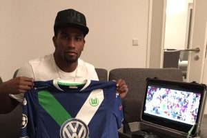 Carlos Ascues: salario y costes de transferencia