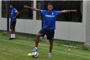 Andy Polo: salario y costes de transferencia